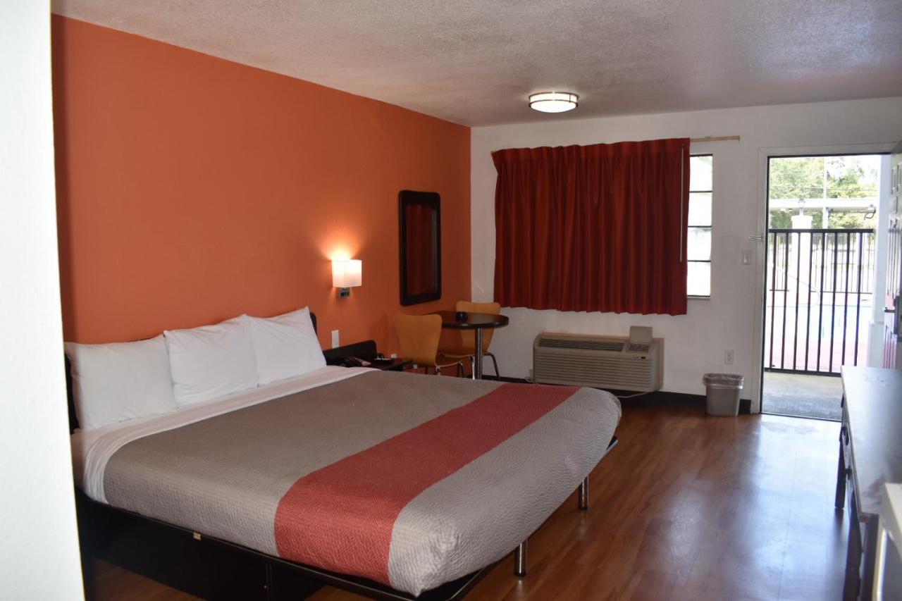 Motel 6 Lake Charles, La 外观 照片