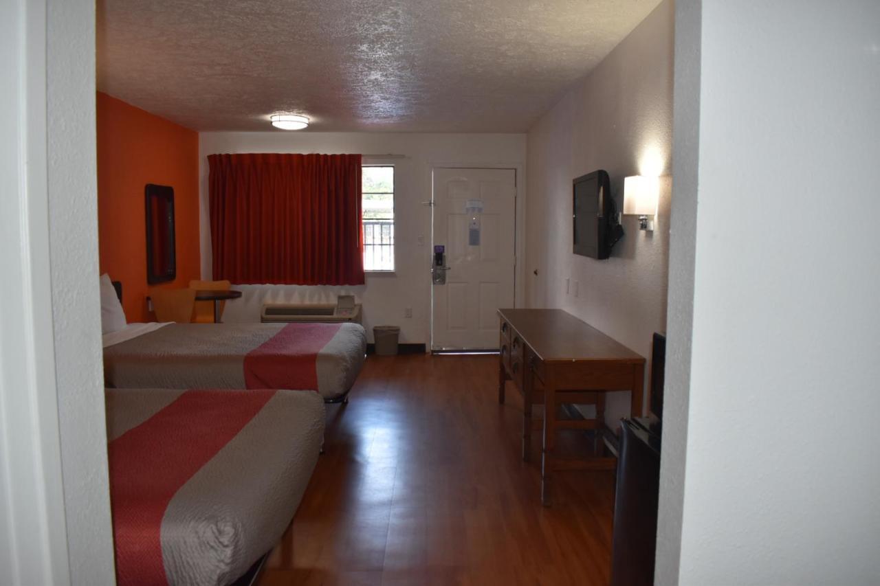 Motel 6 Lake Charles, La 外观 照片